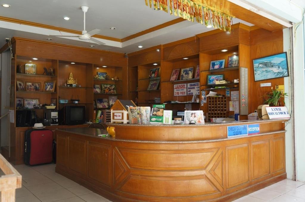 Hall de PATONG LAMAI RESIDENCE