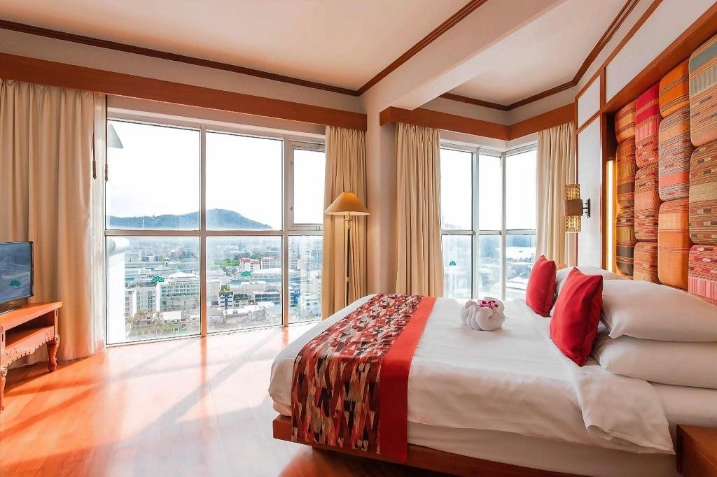 Chambre d’une suite dans l’aile Paradise — The Royal Paradise Hotel & Spa